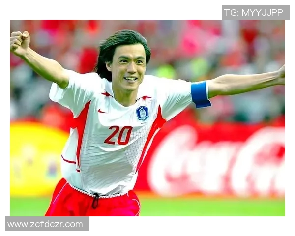 高峰足球运动员的传奇人生与成就探秘之旅